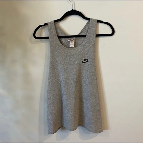 Nike gray and black athletic tank tops - Picture 5 of 10